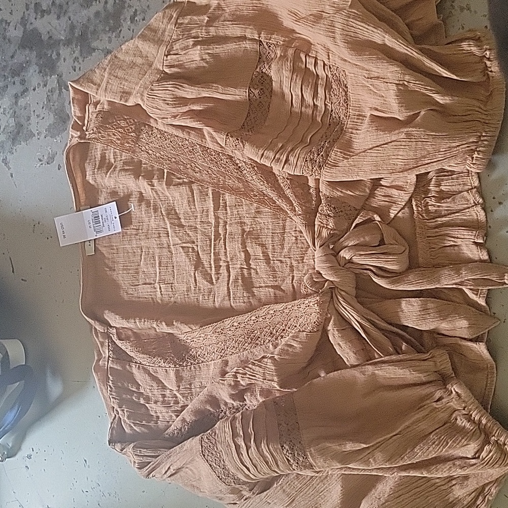 NWT American Eagle Top